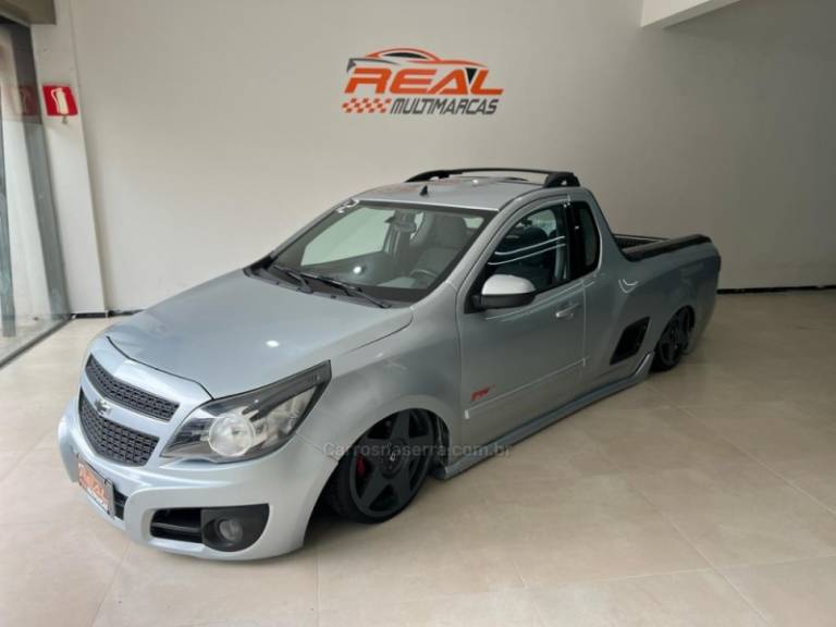 CHEVROLET - MONTANA - 2011/2012 - Prata - R$ 42.900,00